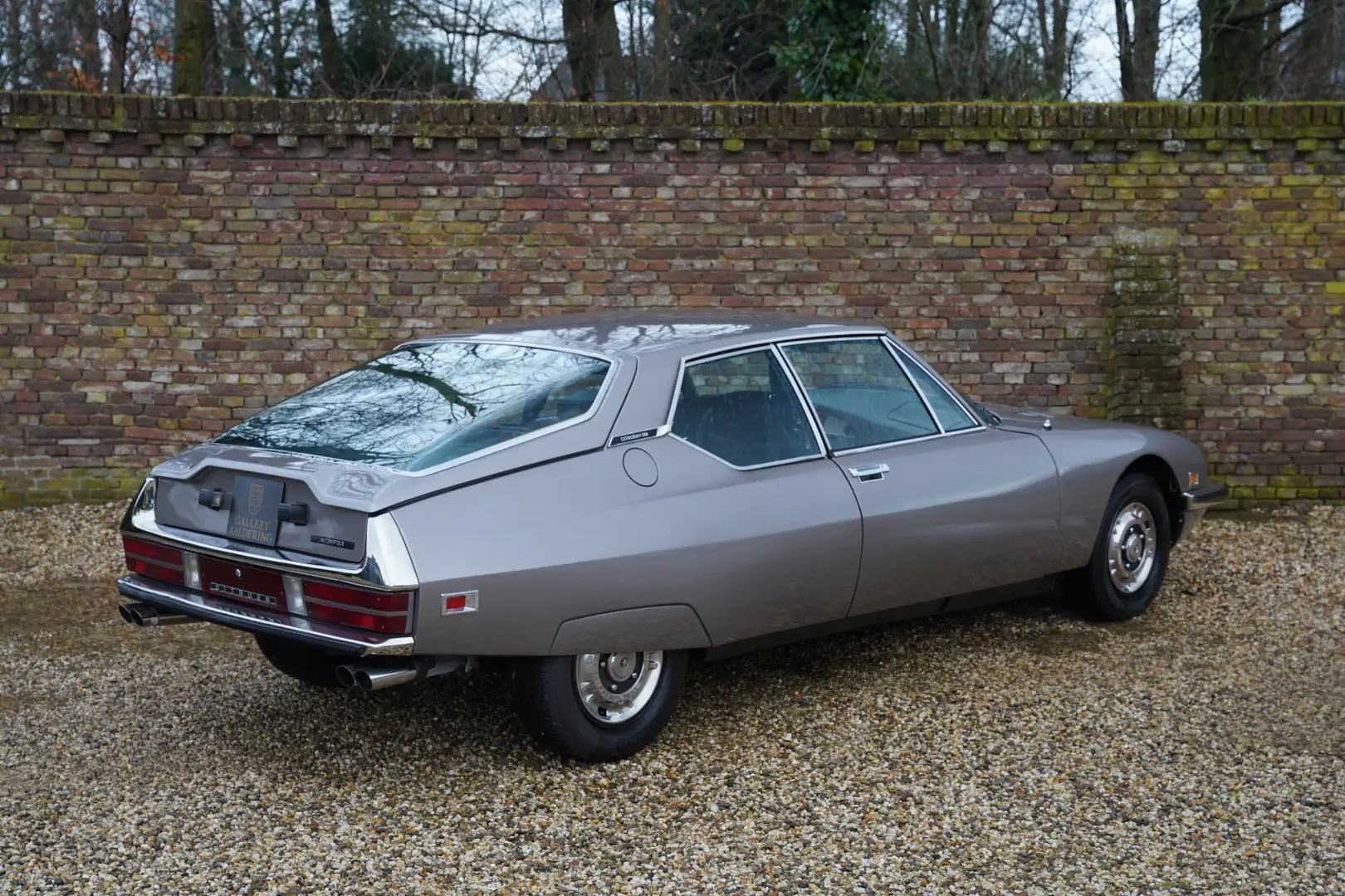 Citroen SM Automatic Fully restored condition-carried out by Braun - 2