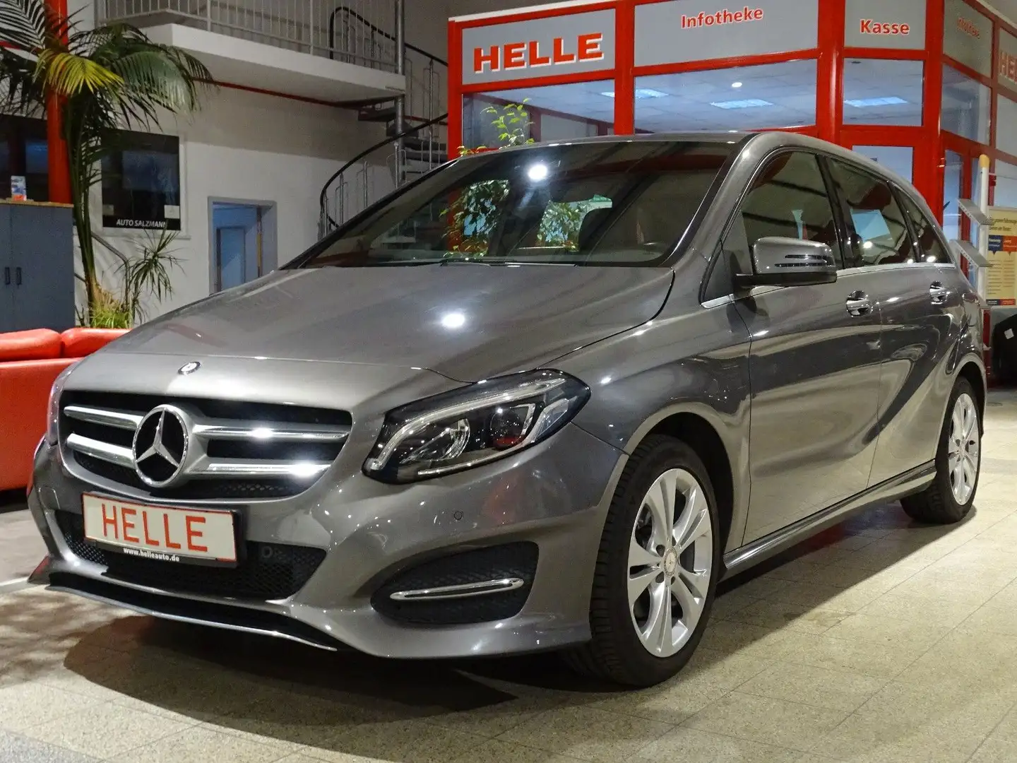 Mercedes-Benz B 200 Urban*AHK+LED+PDC+LEDER+NAVI+SHZ Gris - 1