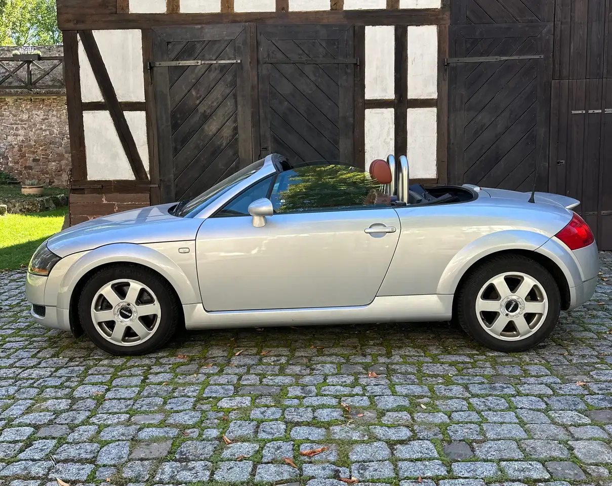 Audi TT Roadster 1.8 T, foto 4