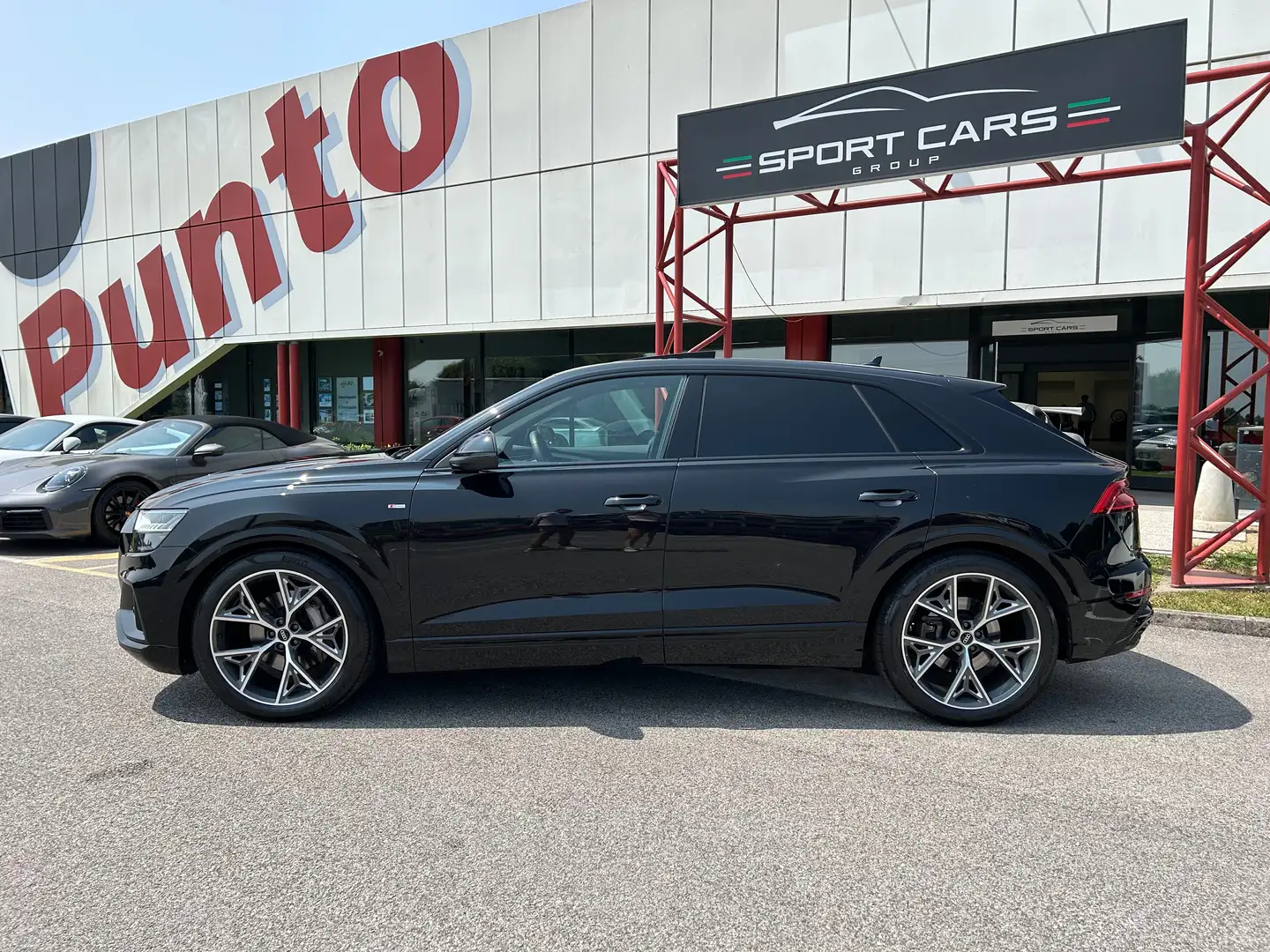 Audi Q8 Q8 50 3.0 tdi mhev ASSE STERZ  TETTO  RADAR Nero - 2