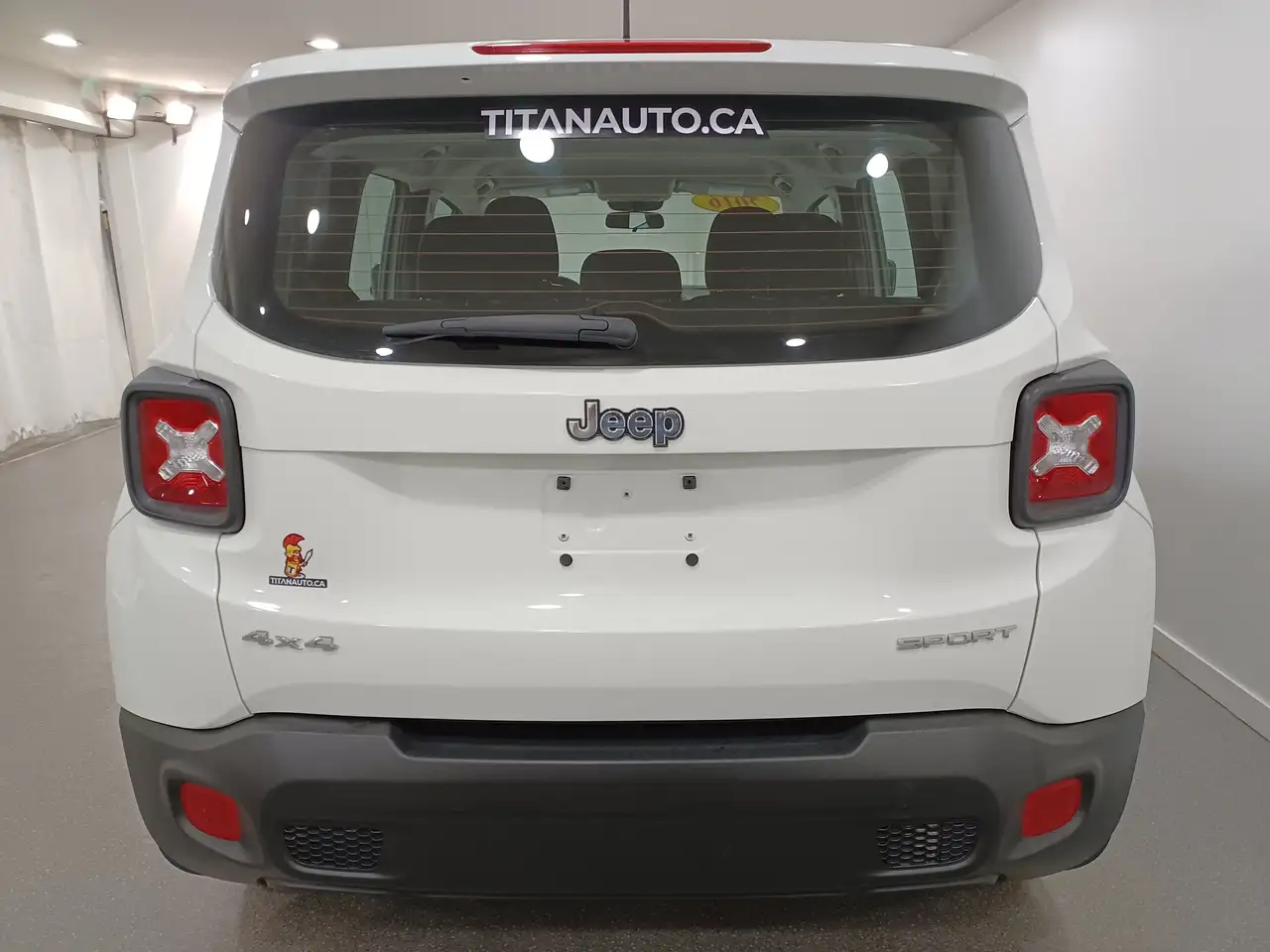 Jeep Renegade снимка Jeep Renegade