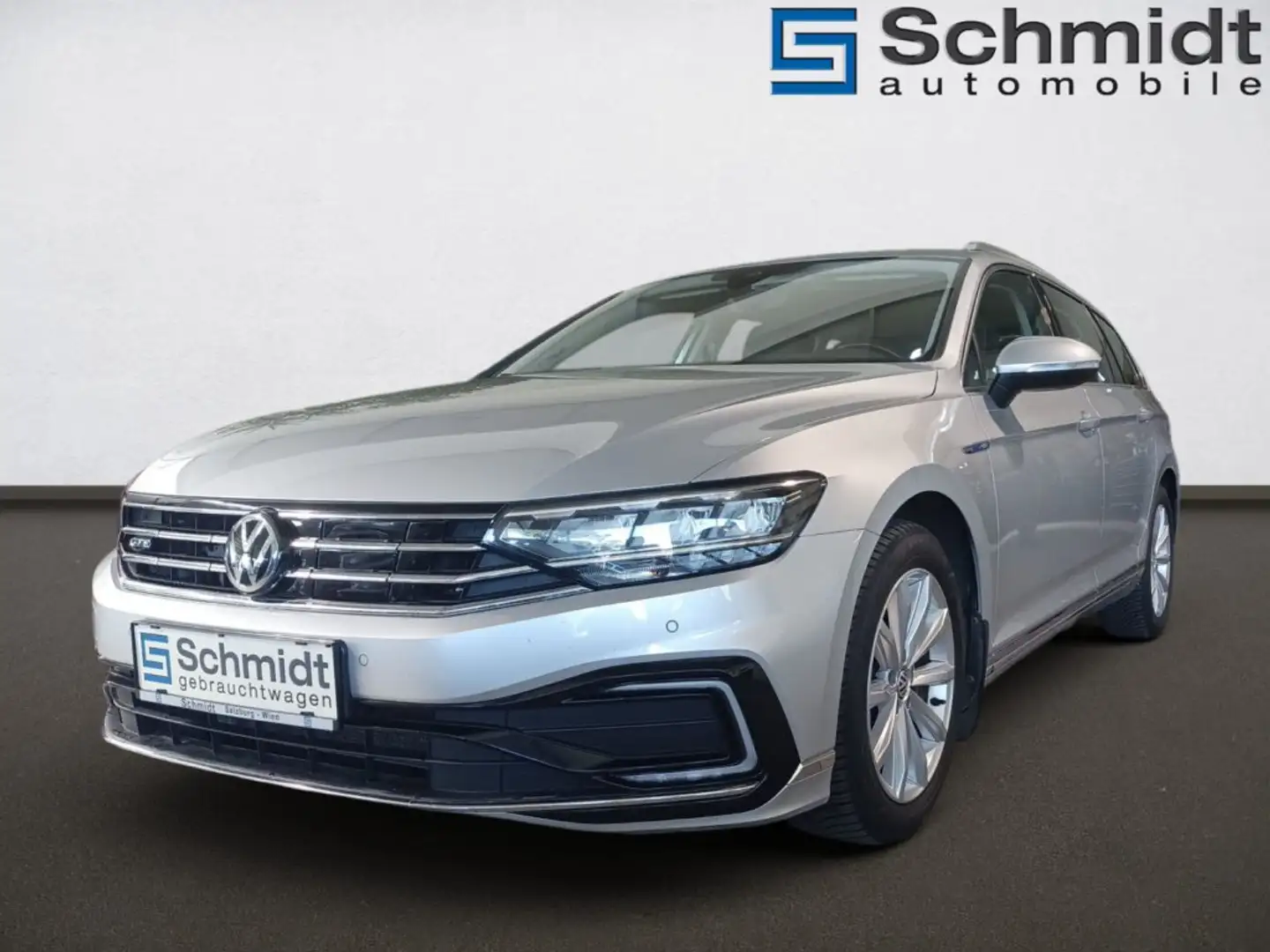 Volkswagen Passat Variant GTE 1,4 TSI e-Hybrid GTE DSG Grau - 2