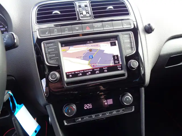 Volkswagen Polo view 14