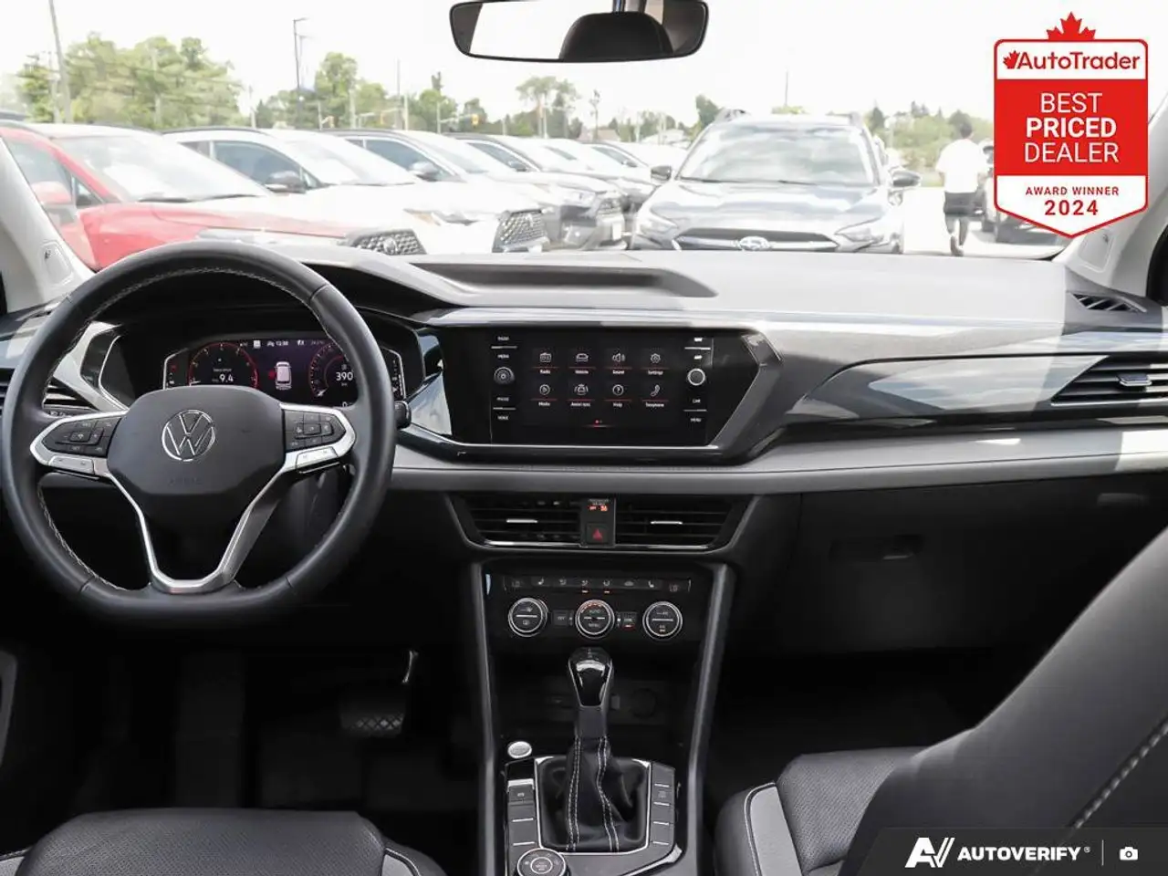 Volkswagen Taos снимка Volkswagen Taos