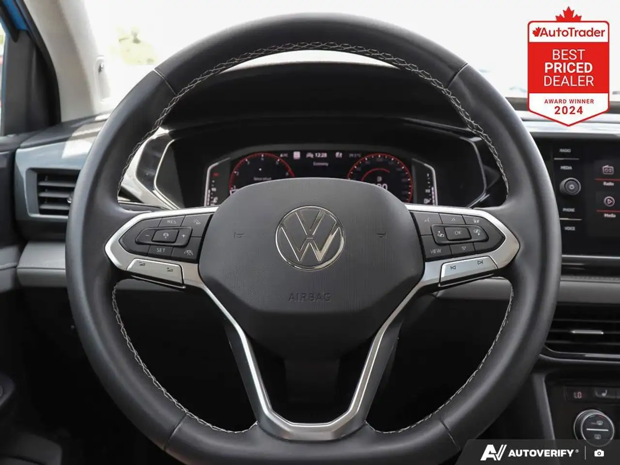 Volkswagen Taos снимка Volkswagen Taos