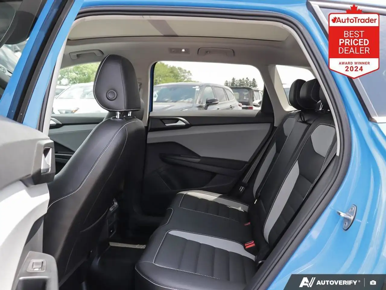 Volkswagen Taos снимка Volkswagen Taos