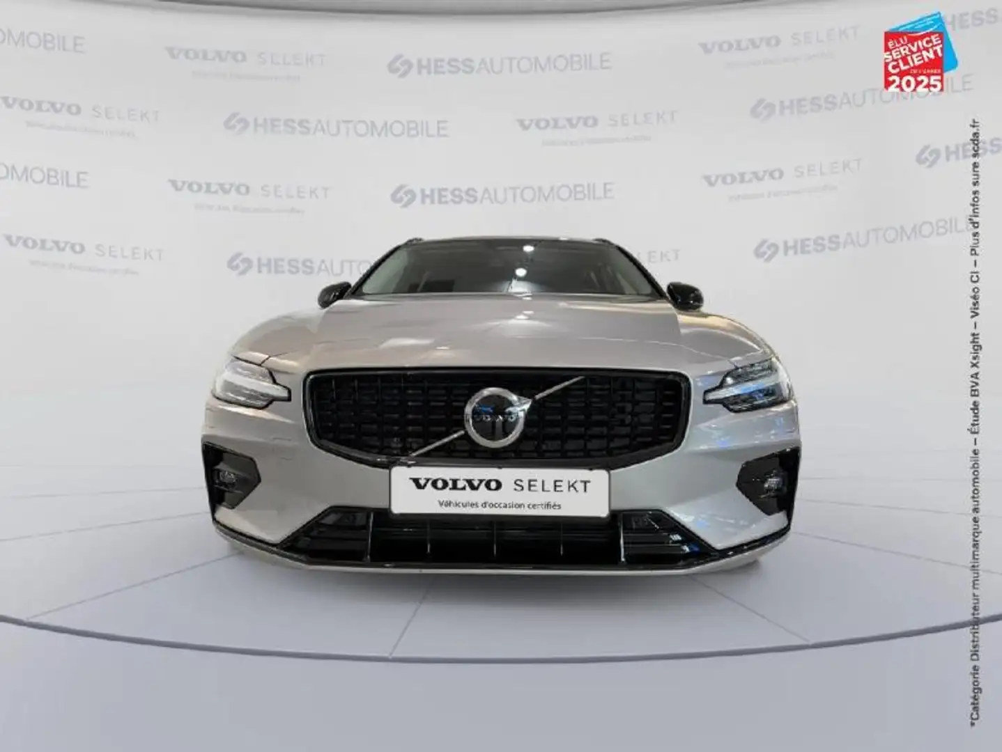 Volvo V60 B4 197ch Ultra Style Dark DCT 7 TOuvrant Siege chauf Volant chauf Camera Silber - 2