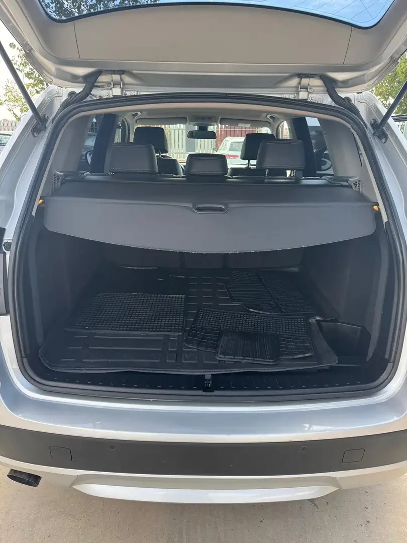 BMW X3 X3 3.0d Aut. Gris - 2
