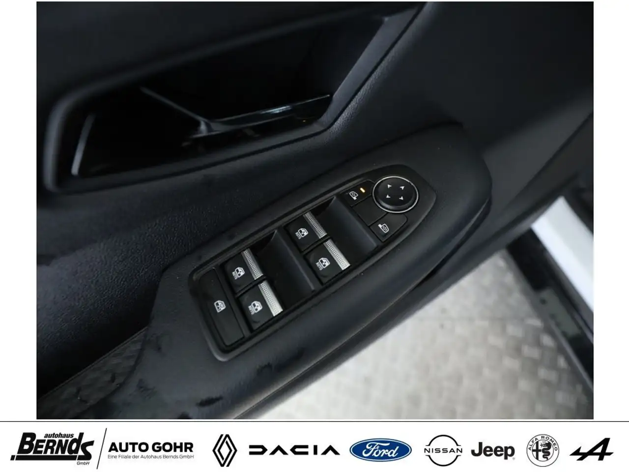 Renault Megane E-Tech EV40 130hp boost charge Equilibre KLIMAAUTO. PDC 14