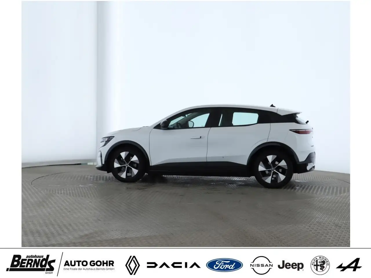 Renault Megane E-Tech EV40 130hp boost charge Equilibre KLIMAAUTO. PDC 30