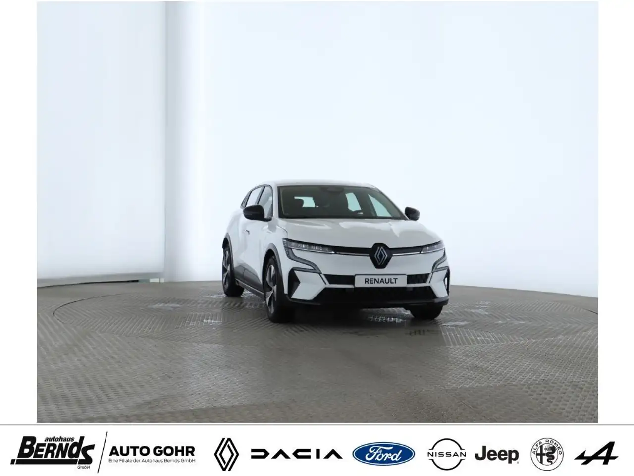 Renault Megane E-Tech EV40 130hp boost charge Equilibre KLIMAAUTO. PDC 23