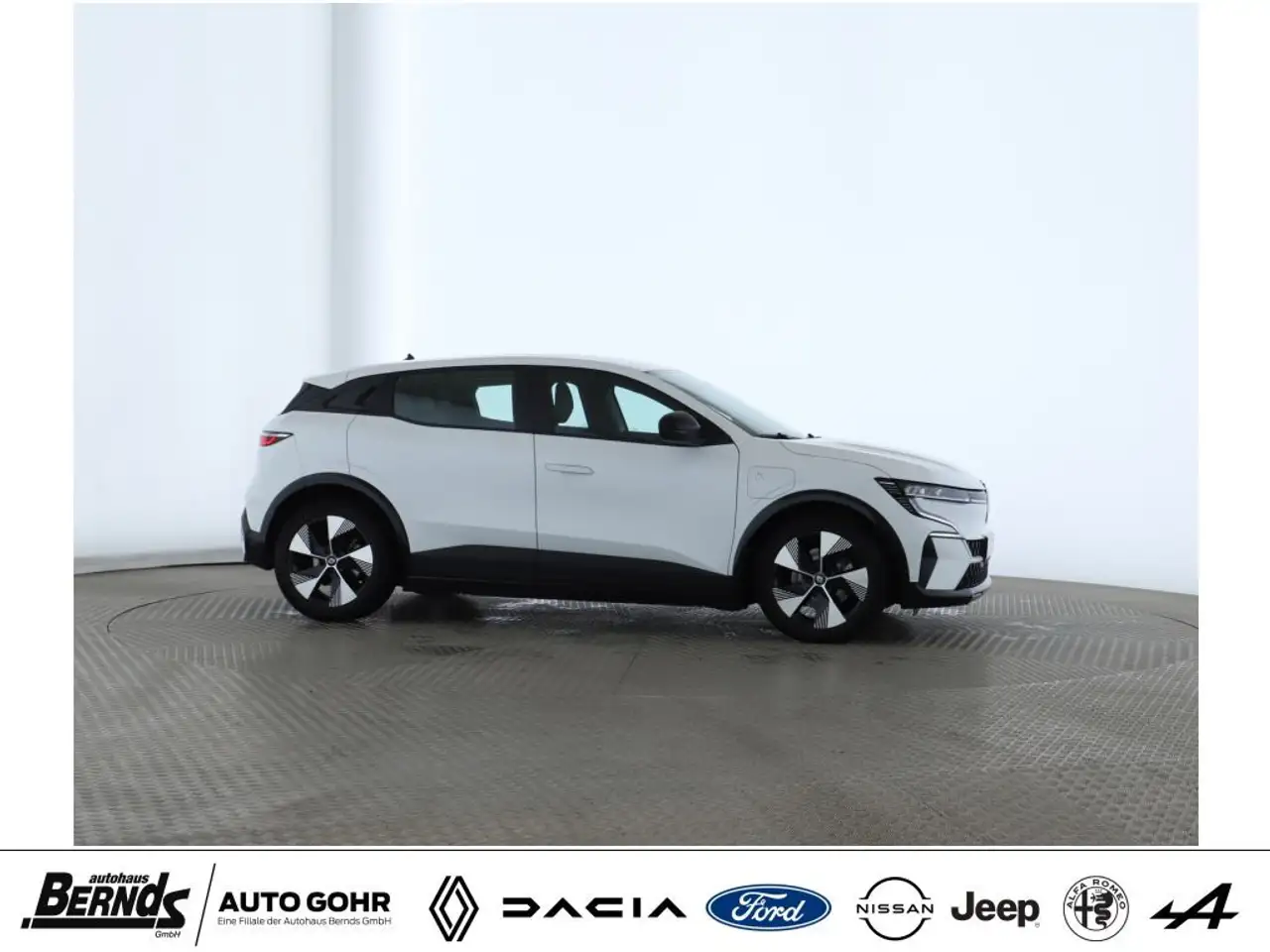 Renault Megane E-Tech EV40 130hp boost charge Equilibre KLIMAAUTO. PDC 5