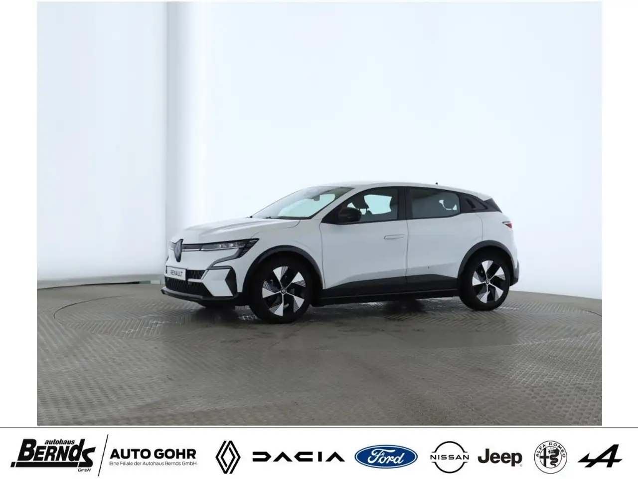 Renault Megane E-Tech EV40 130hp boost charge Equilibre KLIMAAUTO. PDC 11