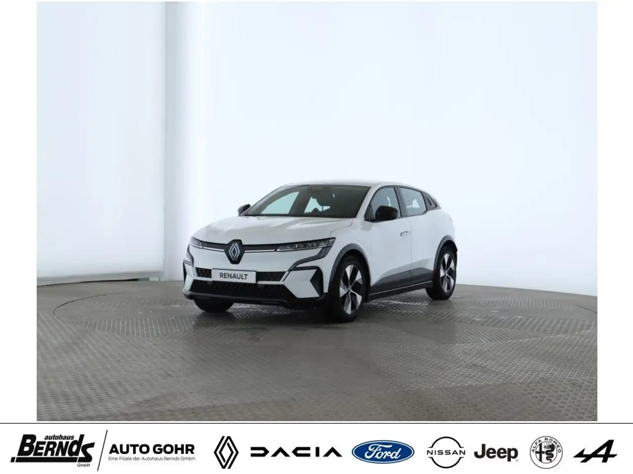 Renault Megane E-Tech EV40 130hp boost charge Equilibre KLIMAAUTO. PDC 12