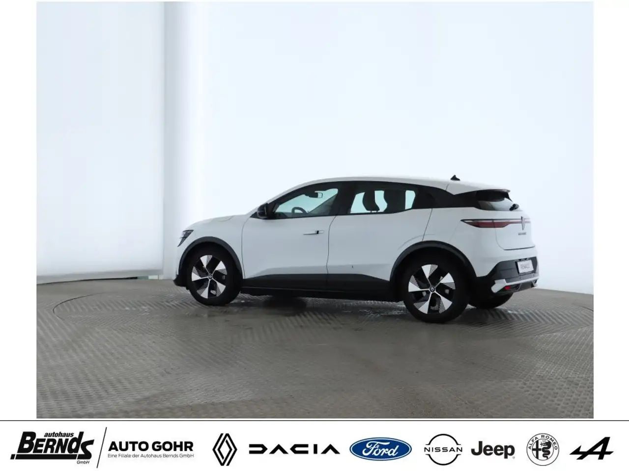 Renault Megane E-Tech EV40 130hp boost charge Equilibre KLIMAAUTO. PDC 29