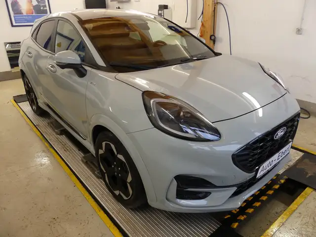 Ford Puma view 2
