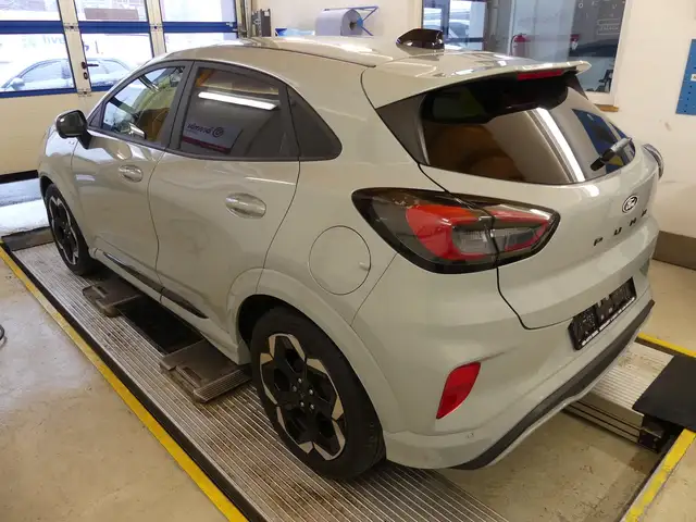 Ford Puma view 4