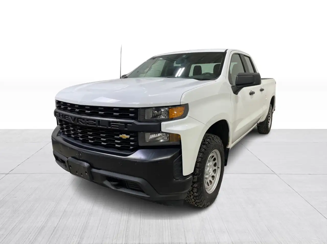 Chevrolet Silverado 1500 снимка Chevrolet Silverado 1500