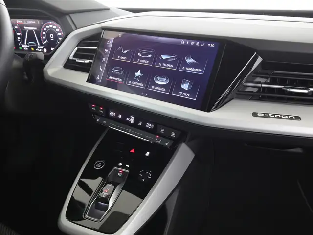Audi Q4 E-Tron view 13