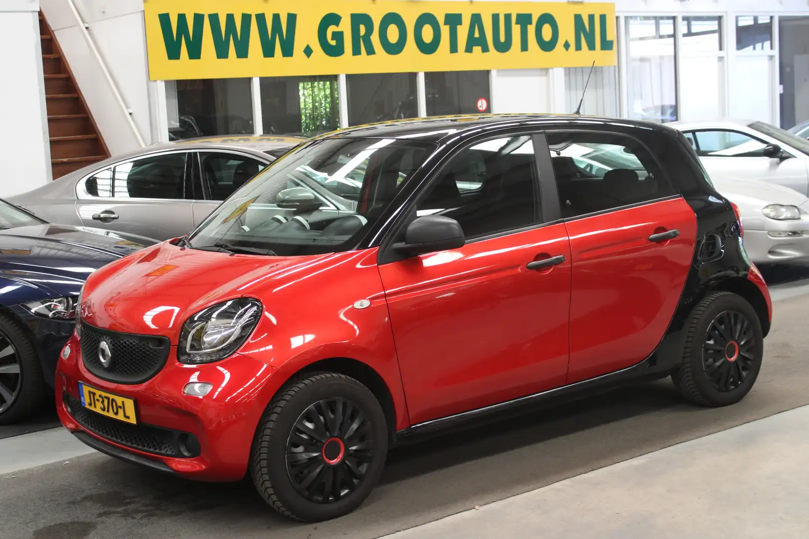 smart forFour 1.0 Pure Airco, Cruise control, Stuurbekrachtiging Rood - 1