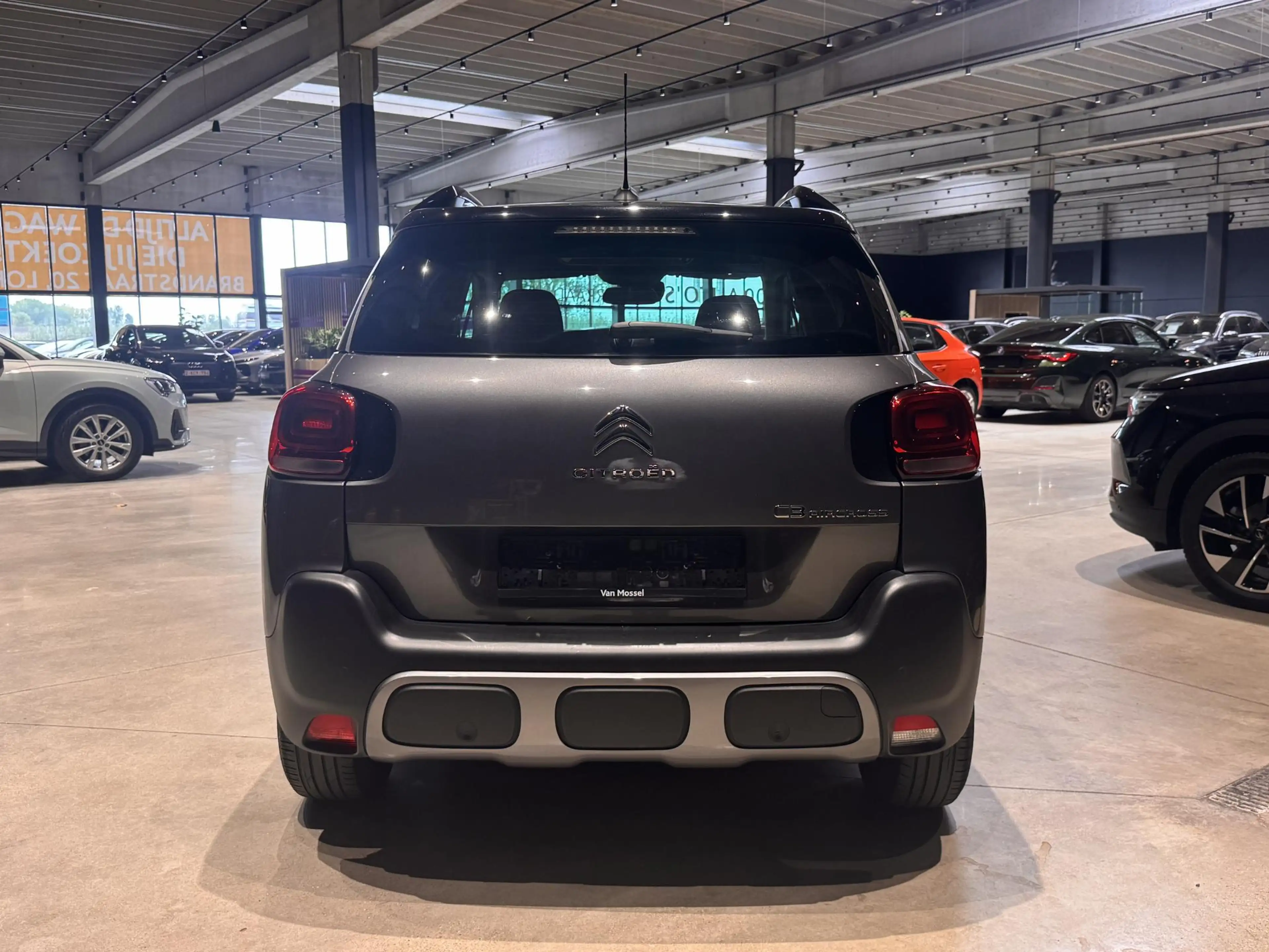 Citroen C3 Aircross 1.2 PureTech 110 S&S MAN6 Live — photo 5