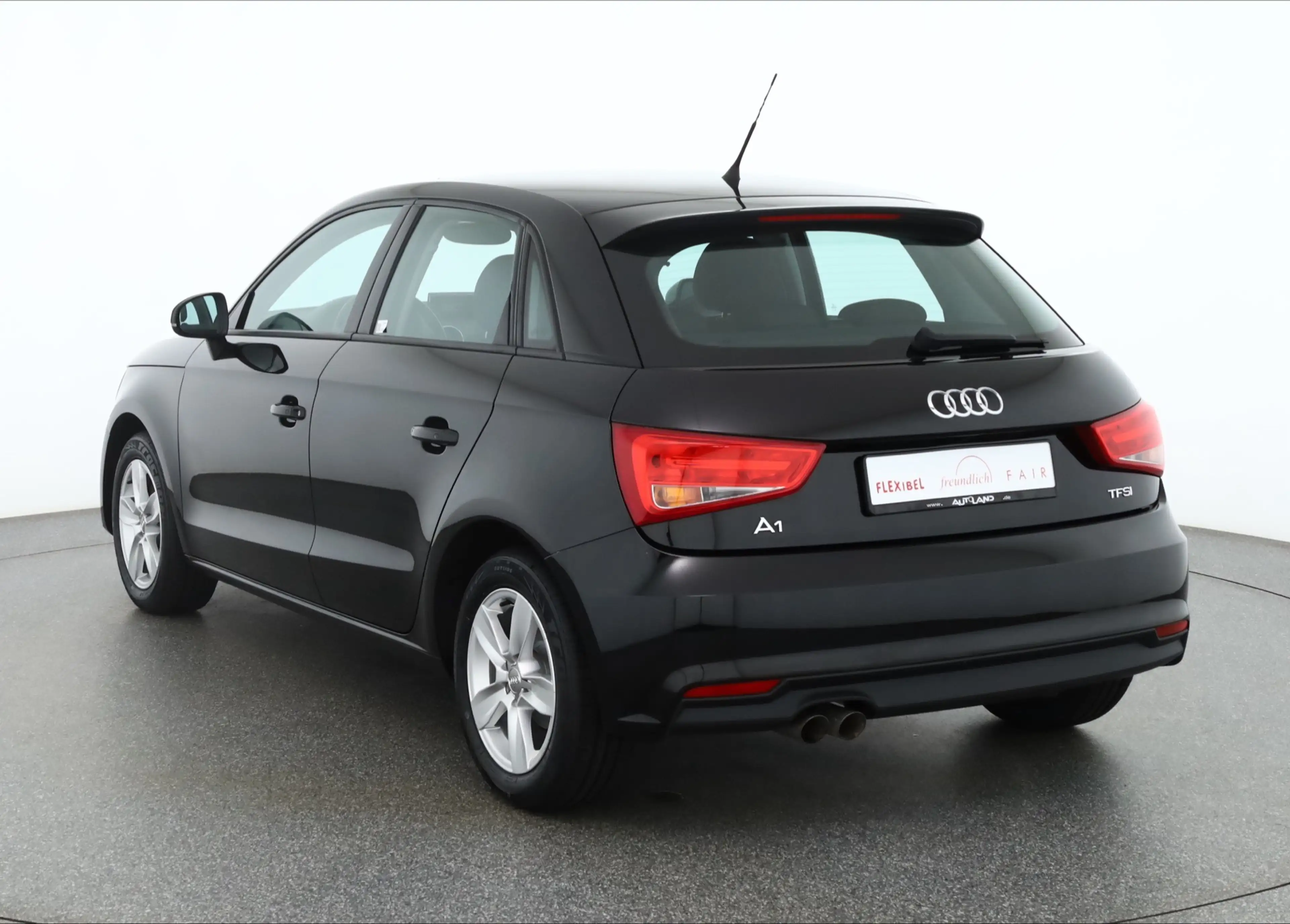 Audi A1 Sportback 1.4 TFSI Klima Sitzheizung AUX — photo 3