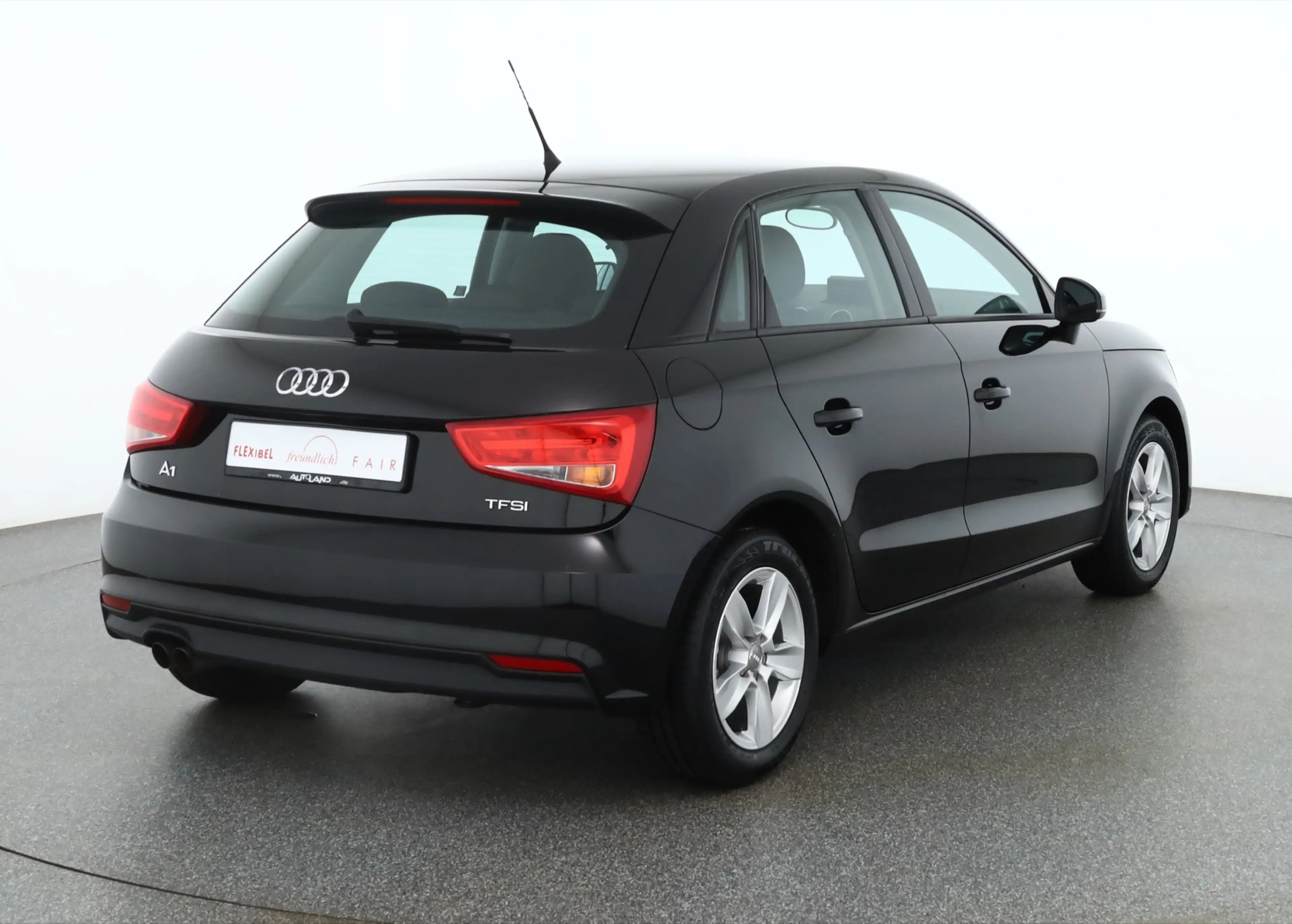 Audi A1 Sportback 1.4 TFSI Klima Sitzheizung AUX — photo 5