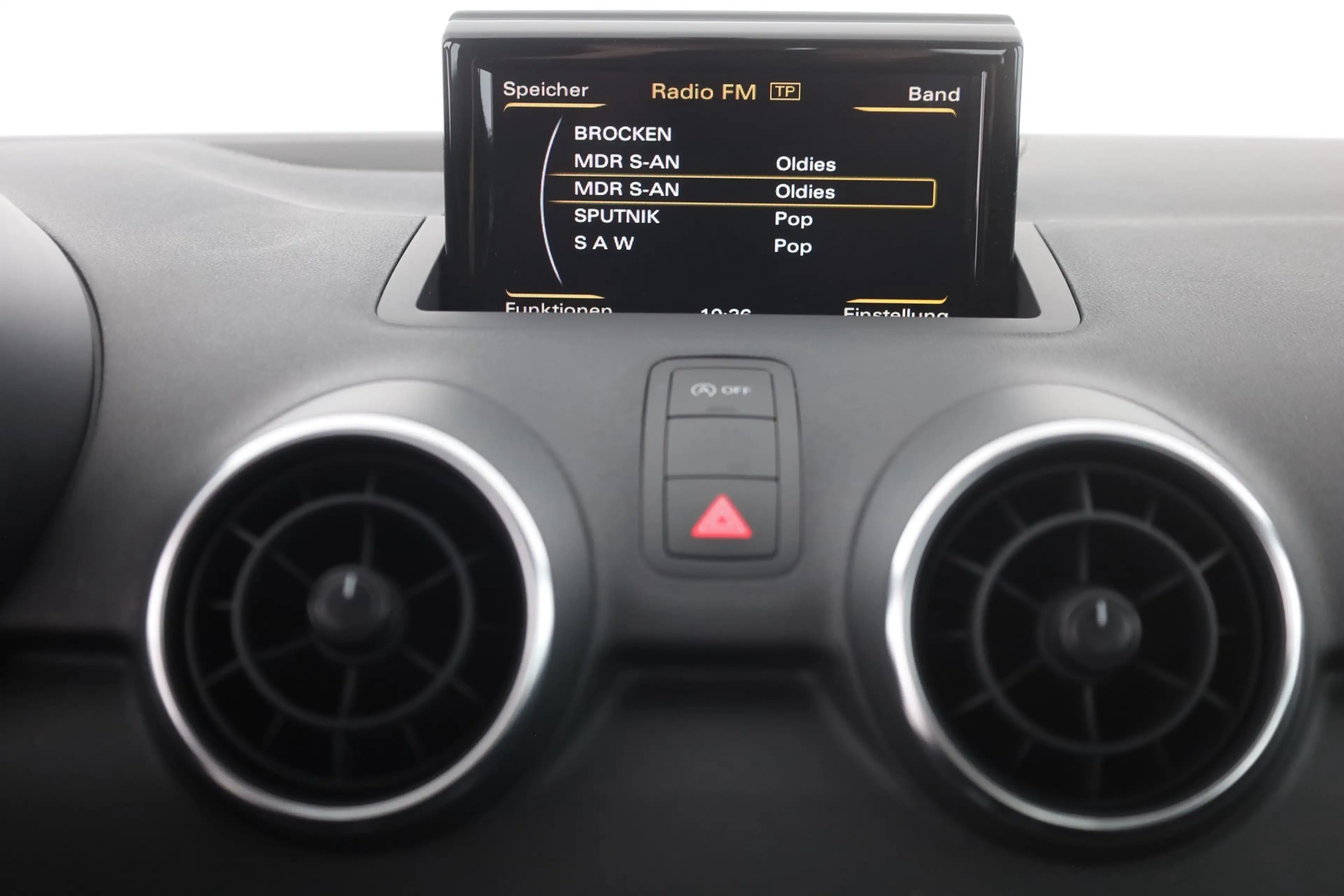 Audi A1 Sportback 1.4 TFSI Klima Sitzheizung AUX — photo 11