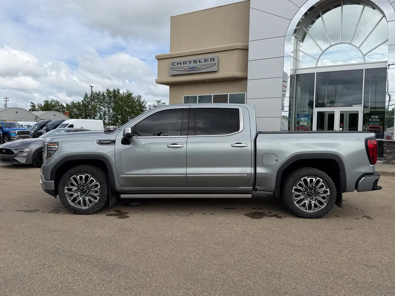 GMC Sierra 1500 photo GMC Sierra 1500