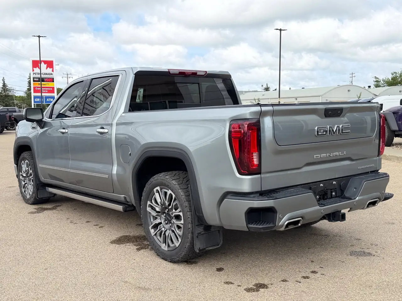 GMC Sierra 1500 photo GMC Sierra 1500