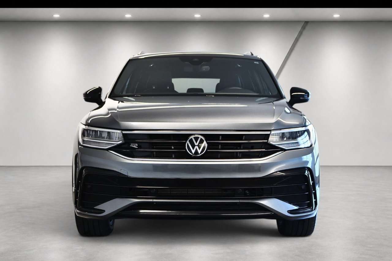 2023 Volkswagen Tiguan Comfortline R-Line Black 4 motion | R-Line / 4 mot — снимка 1