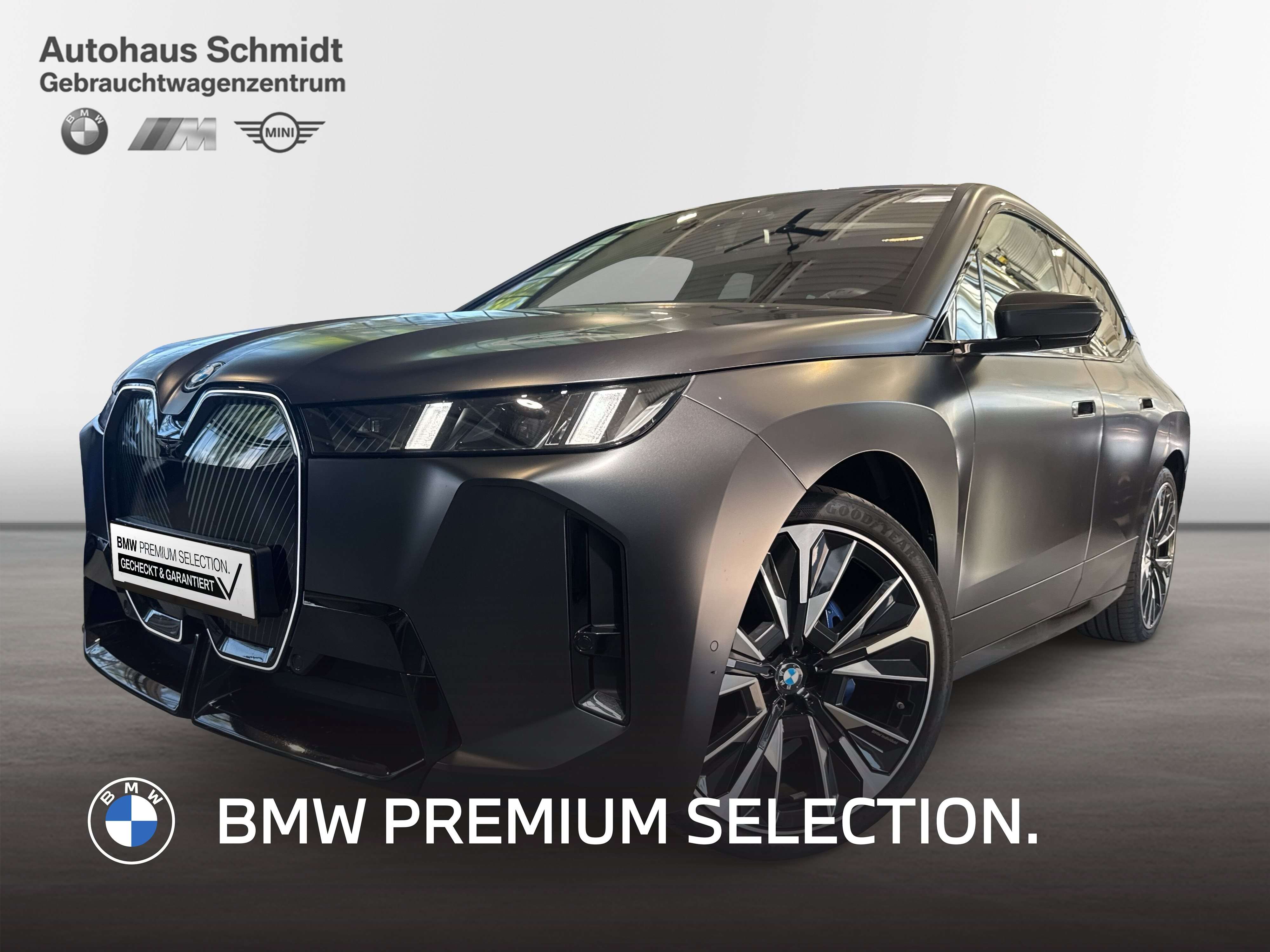 BMW iX