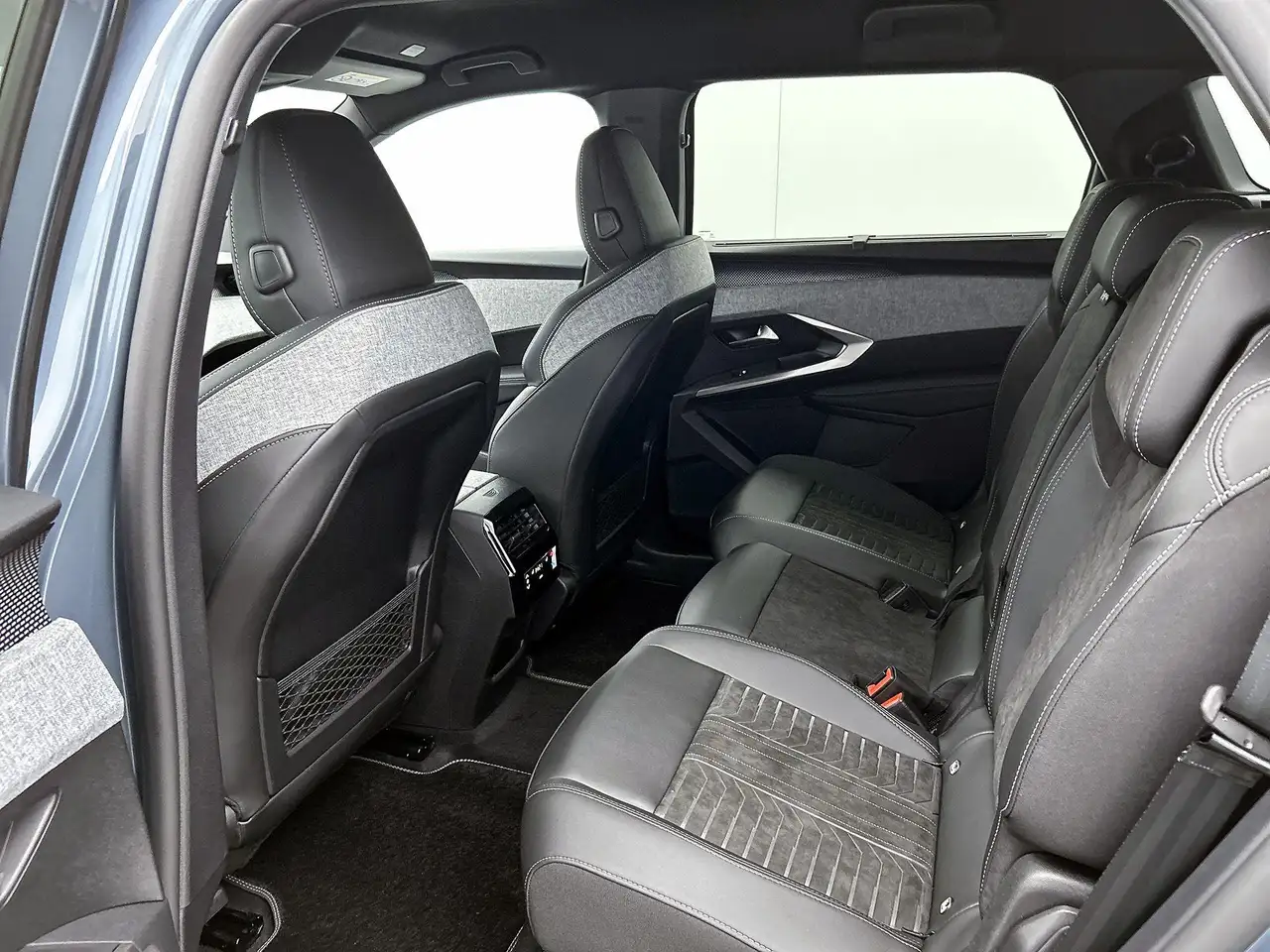 Peugeot 5008 2026 — фото 13