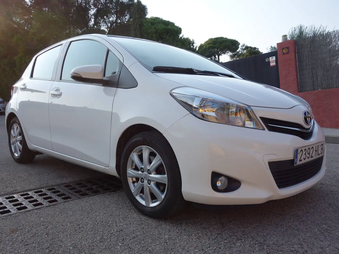 Toyota Yaris Yaris 1.3 Sport MultiDrive Sport Blanco - 2