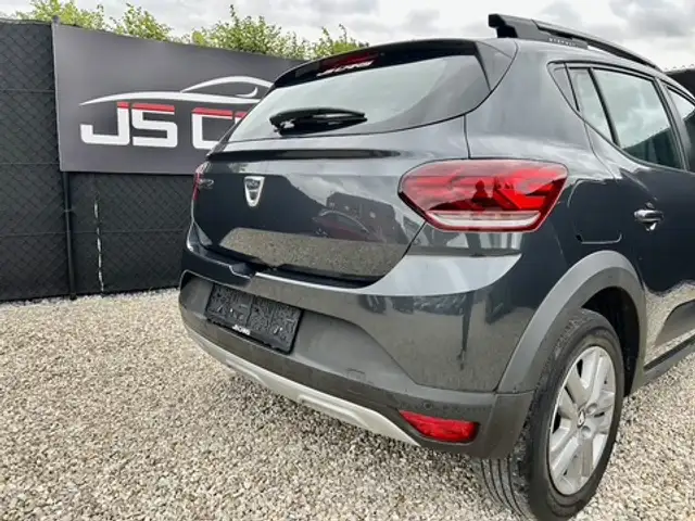 Dacia Sandero Stepway view 9