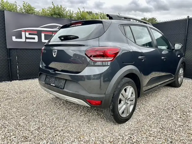Dacia Sandero Stepway view 7