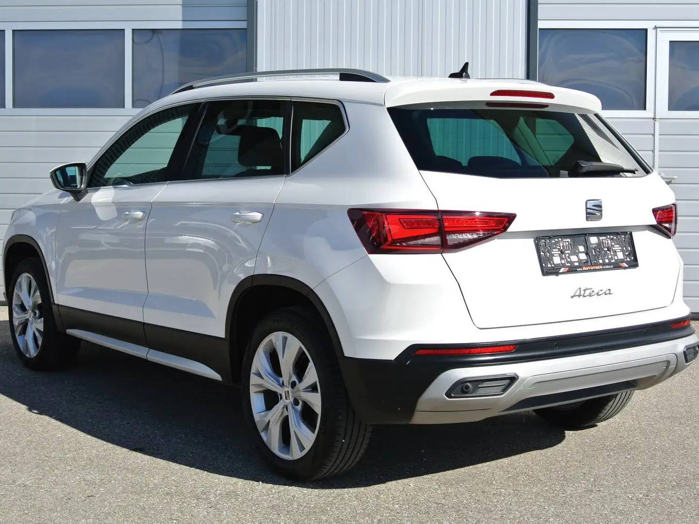 SEAT Ateca 2.0 TDI DSG XPERIENCE ** LED-SW * KAMERA * Weiß - 2