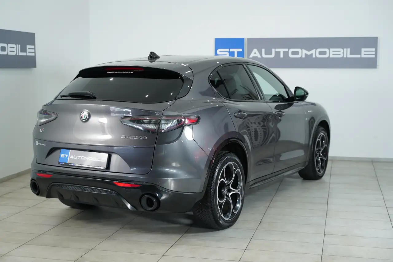 Alfa Romeo Stelvio 2024