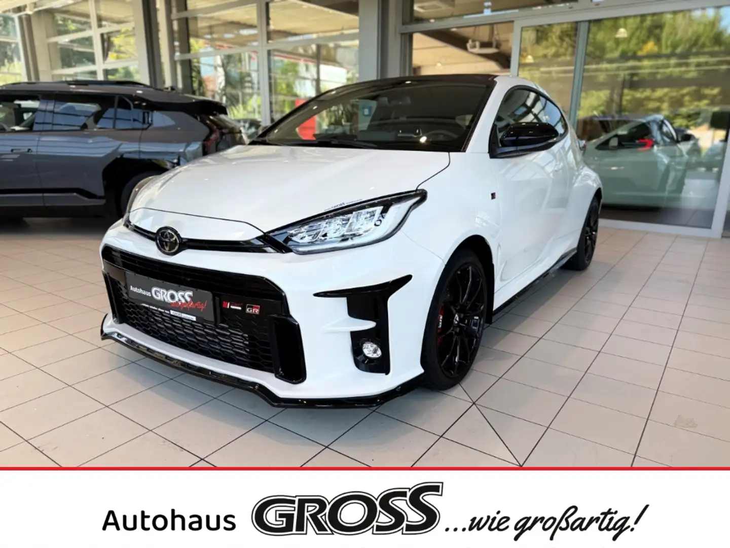 Toyota Yaris GR 1.6 Turbo WRC 300 EDITION Wit - 1