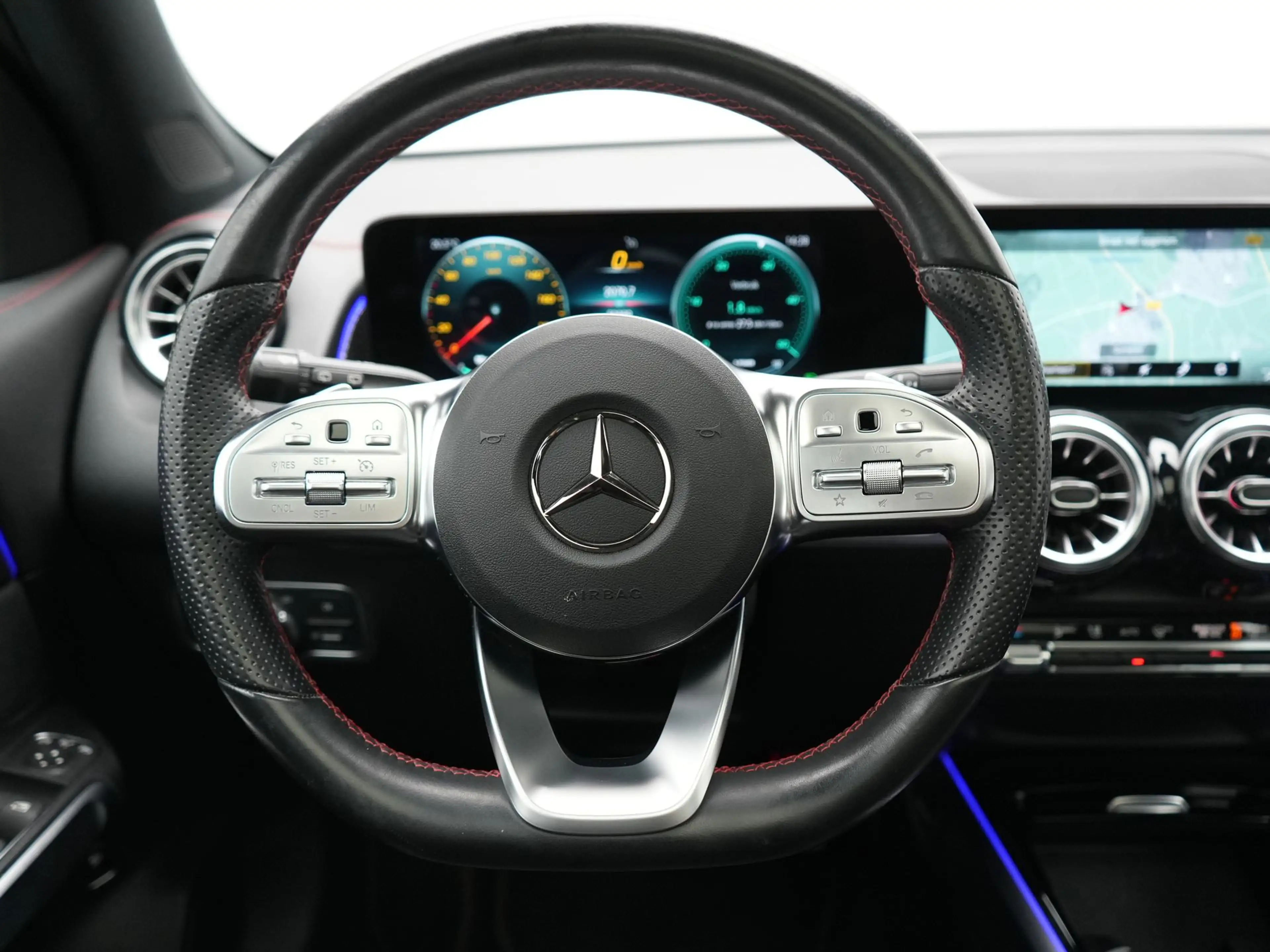 Mercedes-Benz EQB 350 4MATIC AMG Line 70 kWh 293pk Dealer O.H | Panodak — photo 16