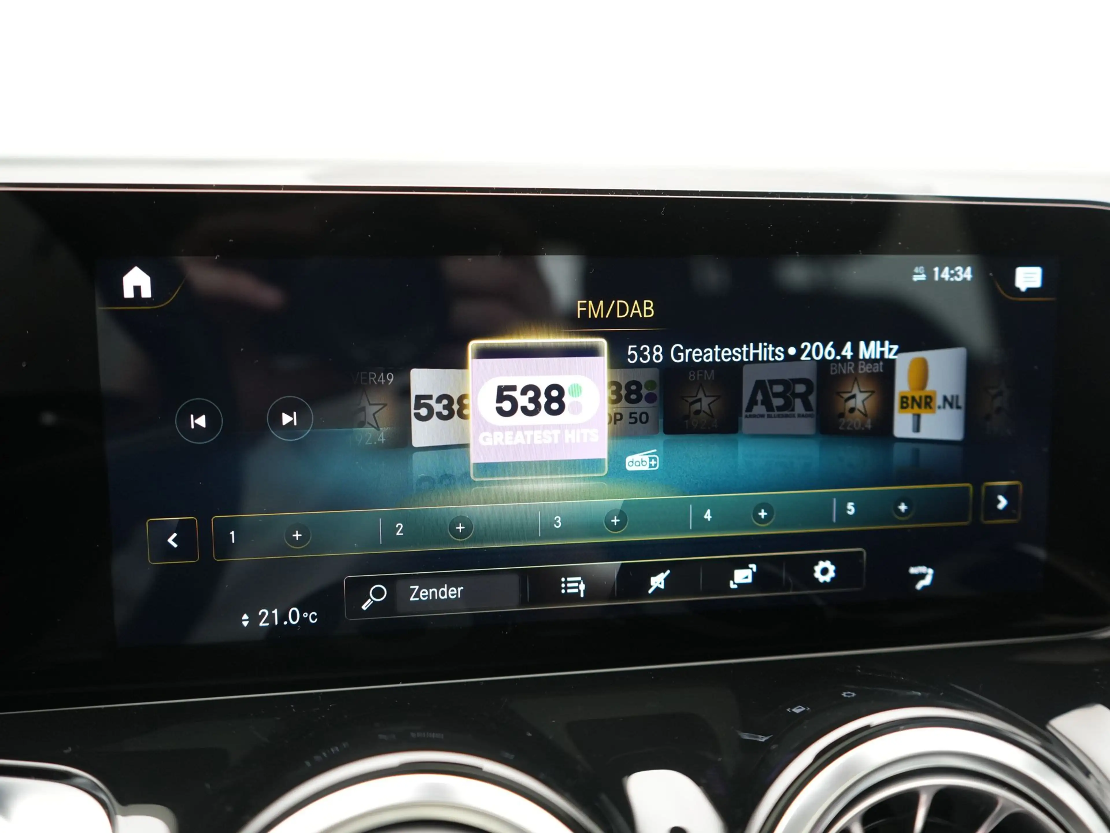 Mercedes-Benz EQB 350 4MATIC AMG Line 70 kWh 293pk Dealer O.H | Panodak — photo 39