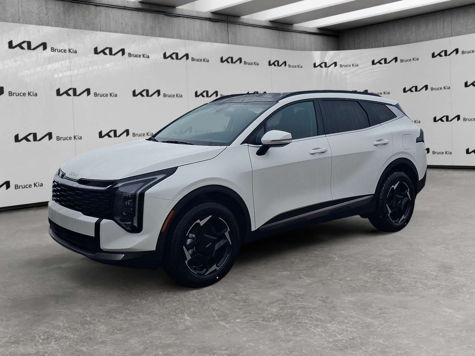 White 2026 Kia Sportage SUV / Crossover All-Wheel Drive 8-Speed Automatic