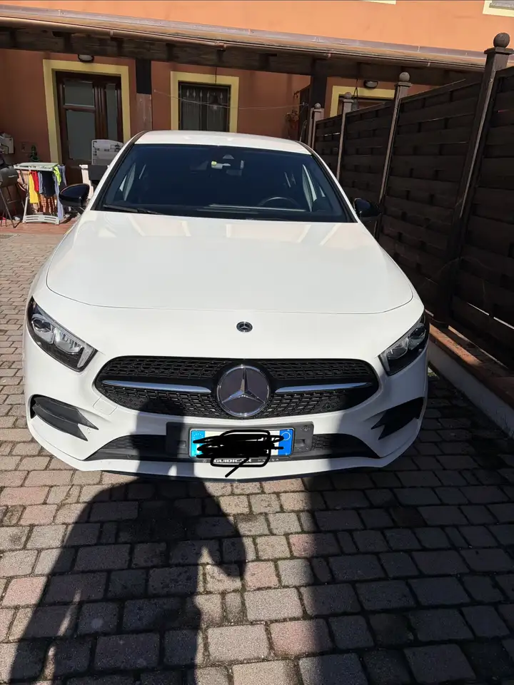 Mercedes-Benz A 180