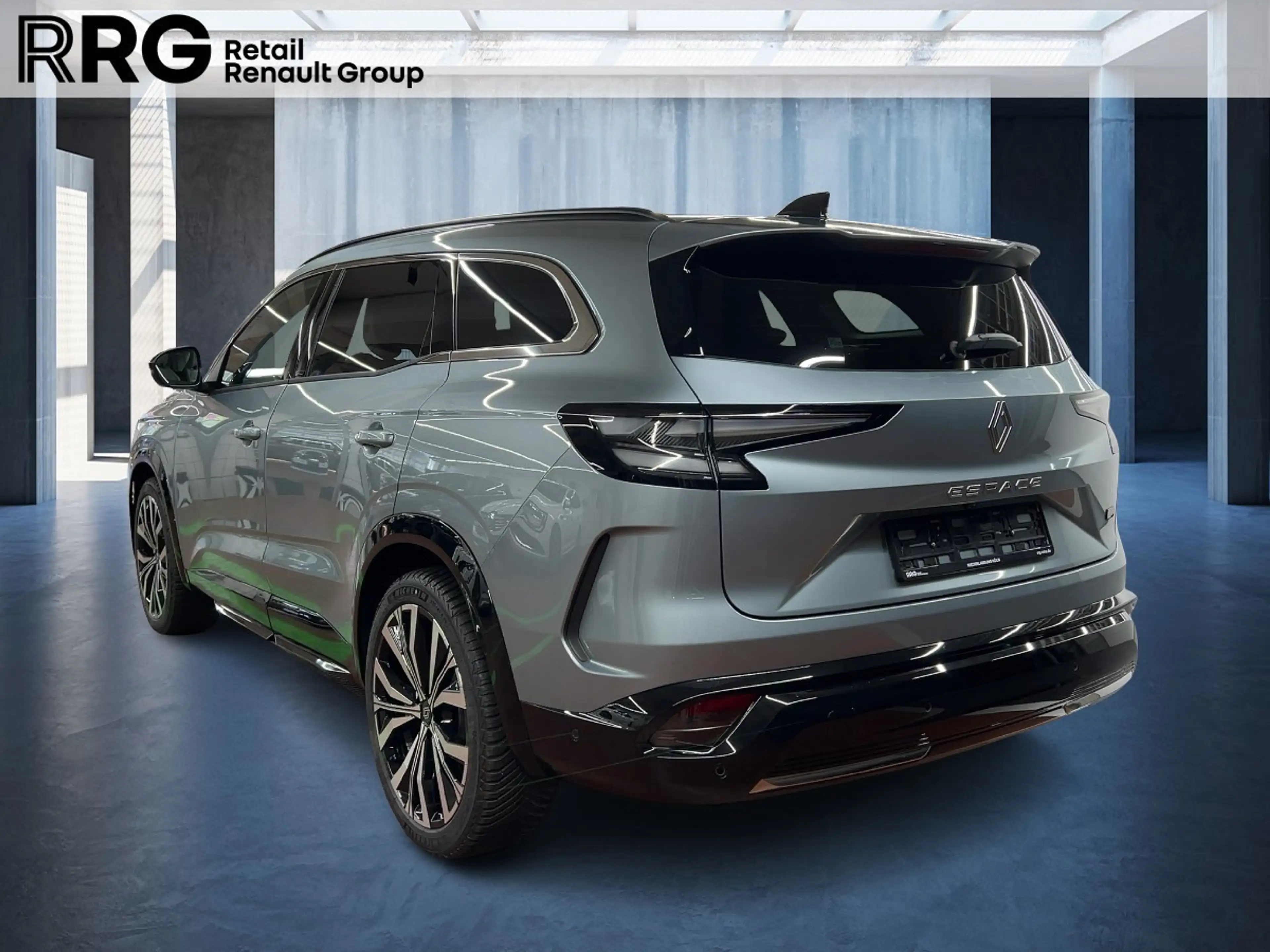Renault Espace 6 Iconic Full Hybrid E-Tech 200 7-Sitzer BT — photo 4