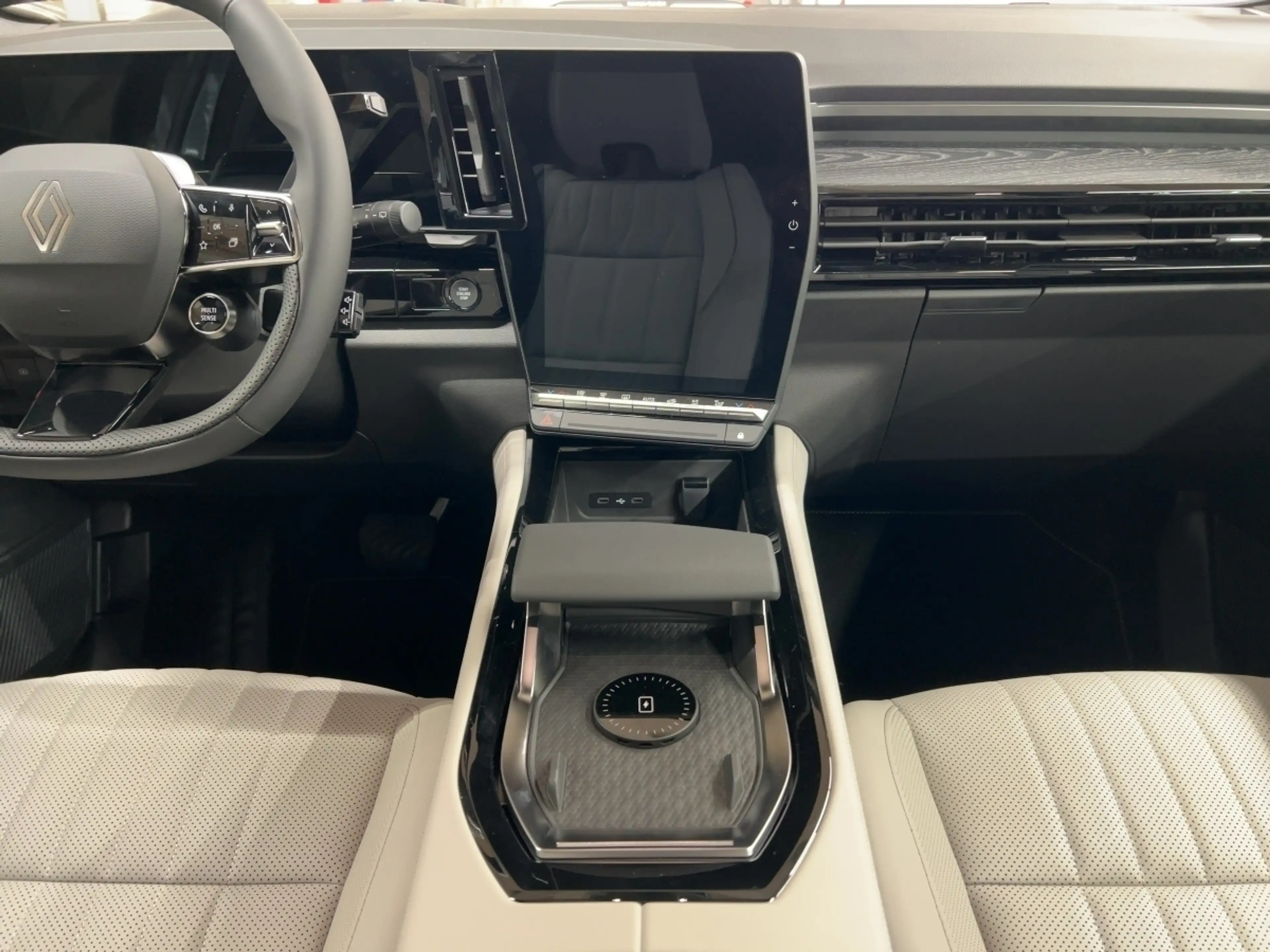 Renault Espace 6 Iconic Full Hybrid E-Tech 200 7-Sitzer BT — photo 12