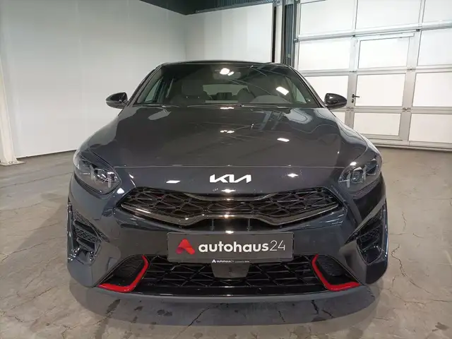 Kia Proceed view 2