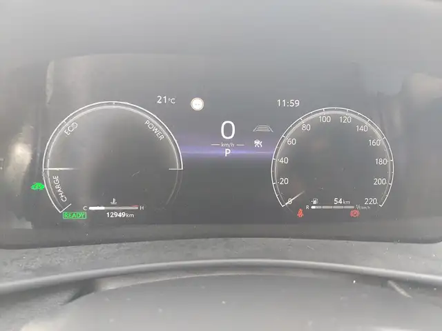 Toyota C-HR view 22
