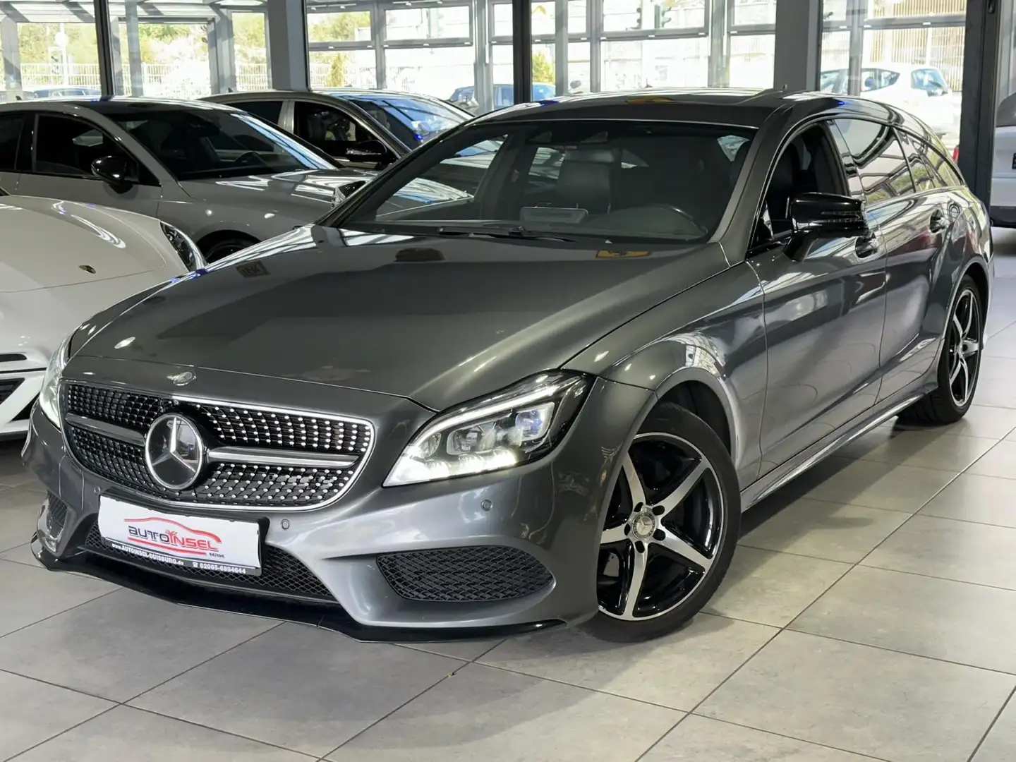 Mercedes-Benz CLS 250 d ShootingBrake BlueTec AMG-Line Memory LED Grau - 1