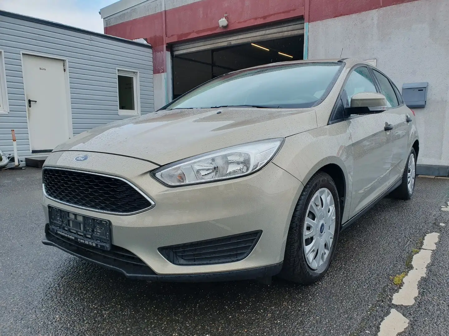 Ford Focus 1,5 EcoBoost 110kW Auto*AC*MFL*BT*Garantie Grau - 1