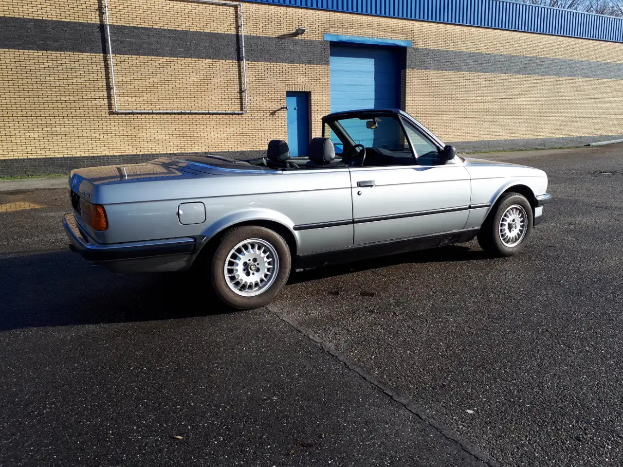 BMW 325 i cabrio E30 (1987) zilvergrijs 128000 km + doc., foto 8